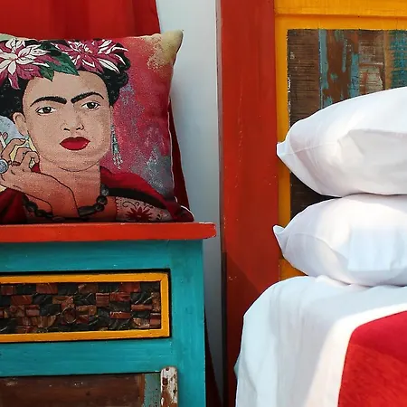 Holiday home Euphoria Art Land - The Color House *